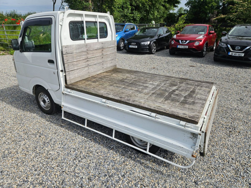 2014 Nissan Clipper