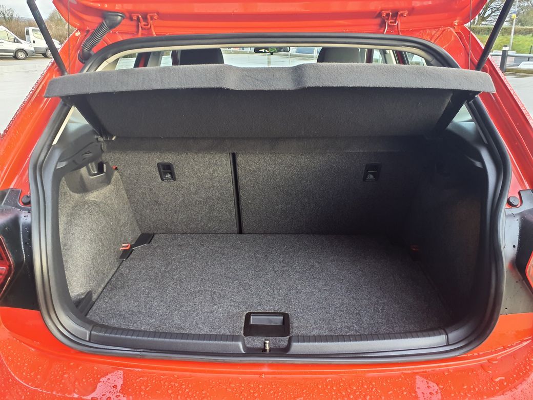 2019 Volkswagen Polo