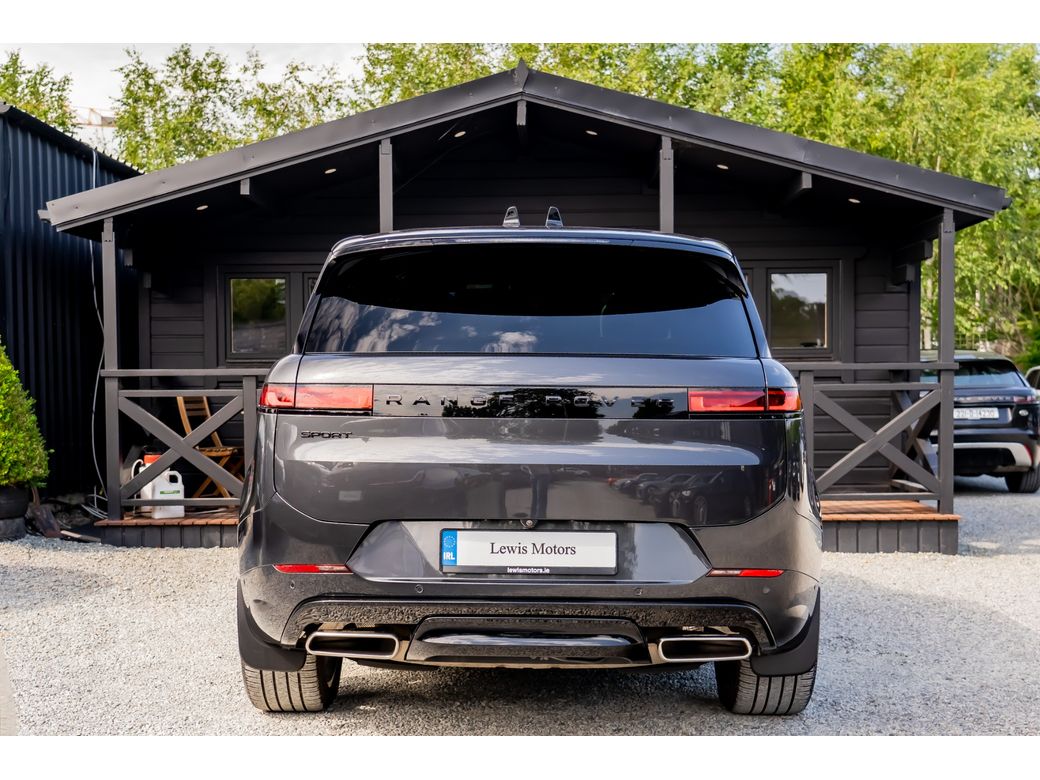 2025 Land Rover Range Rover Sport