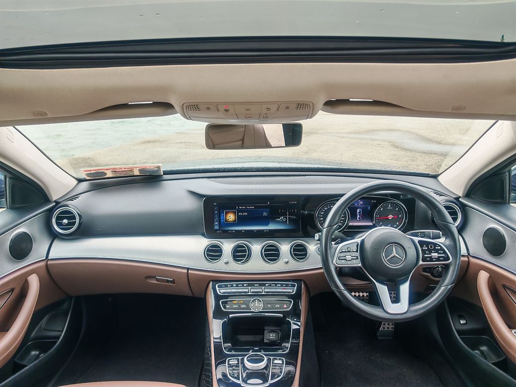 2019 Mercedes-Benz E 220