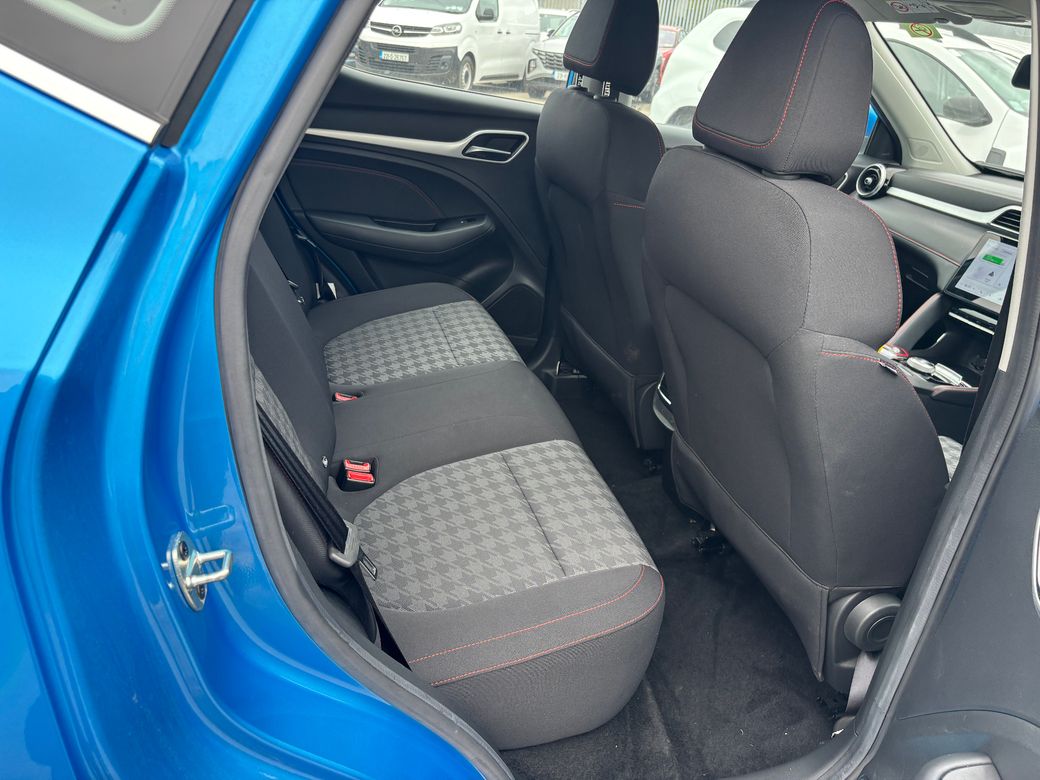 2023 MG ZS