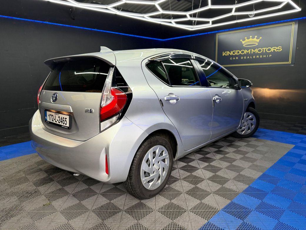 2017 Toyota Aqua