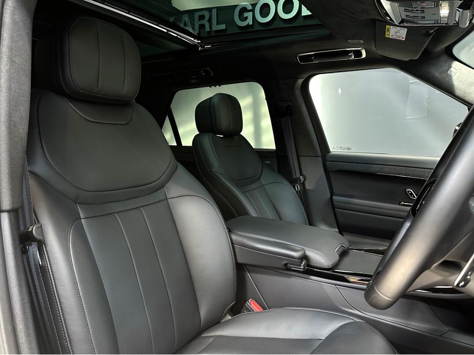 2025 Land Rover Range Rover Sport