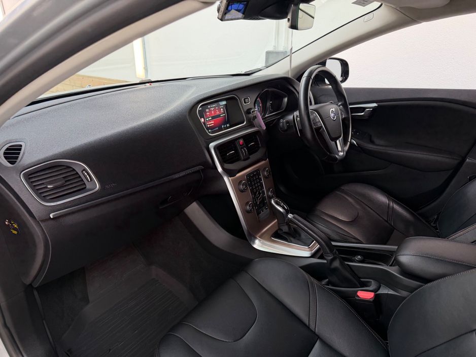 2016 Volvo V40 Cross Country