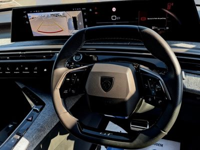 2025 Peugeot 5008