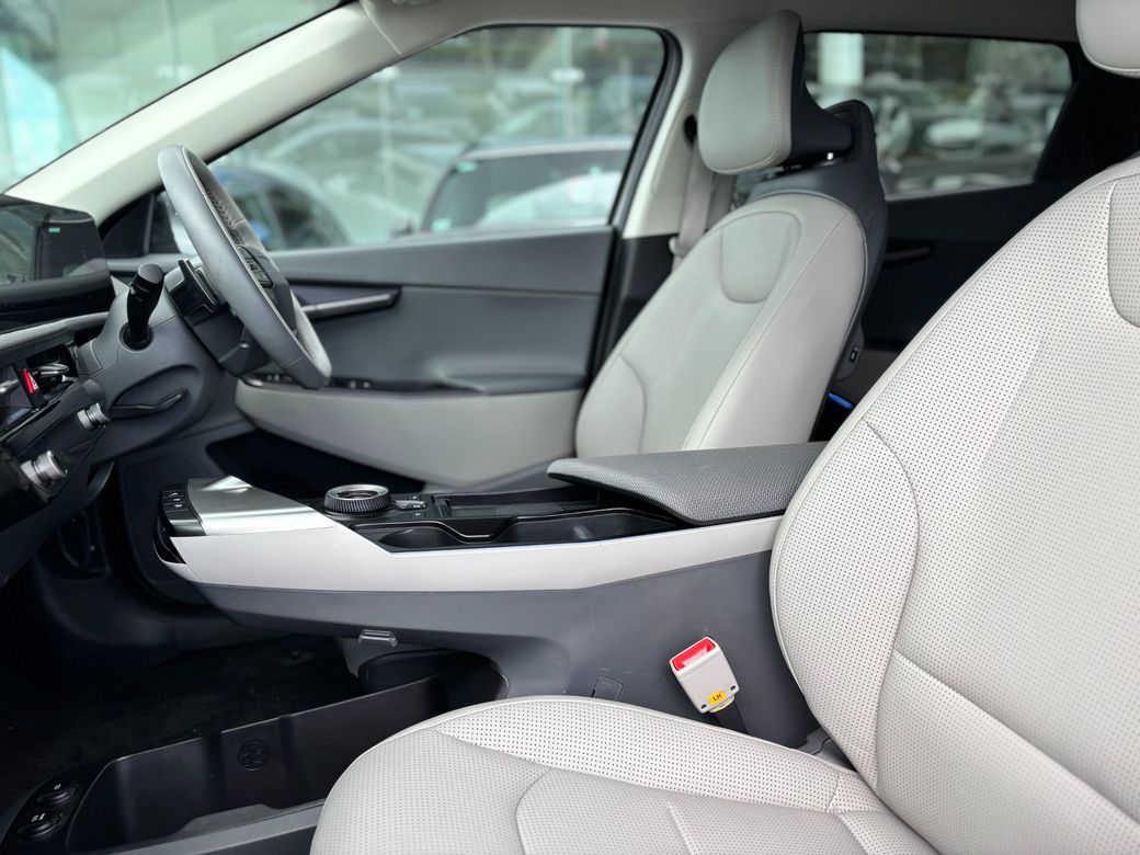 2025 Kia EV6