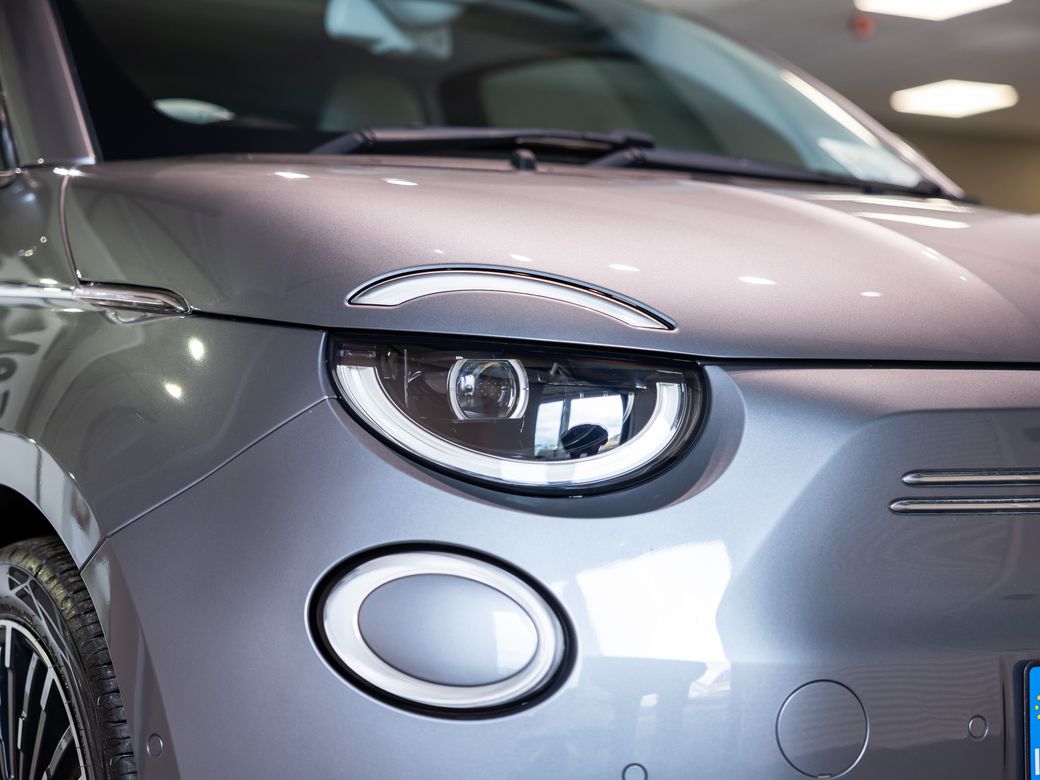 2025 Fiat 500e