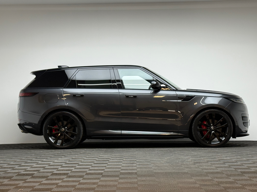 2025 Land Rover Range Rover Sport