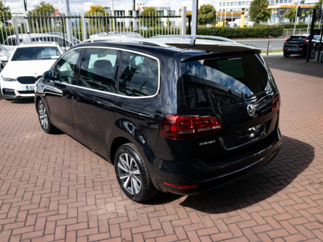 2022 Volkswagen Sharan