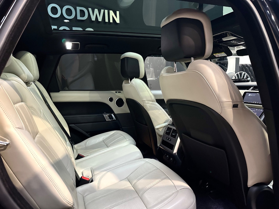 2020 Land Rover Range Rover Sport