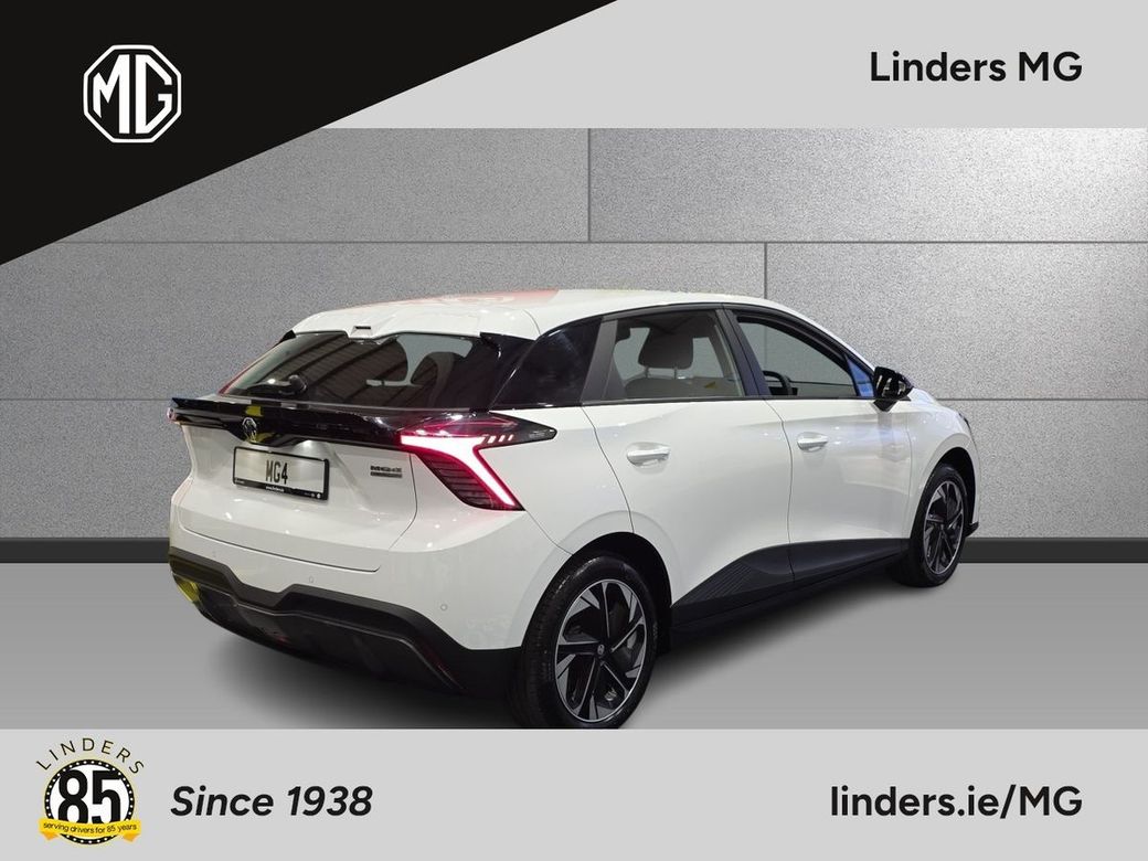 2025 MG MG4