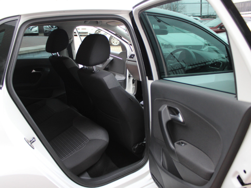 2016 Volkswagen Polo