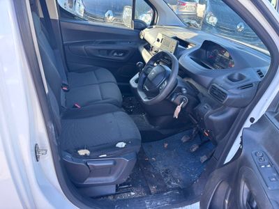 2021 Peugeot Partner