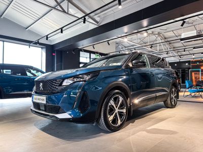 2022 Peugeot 5008