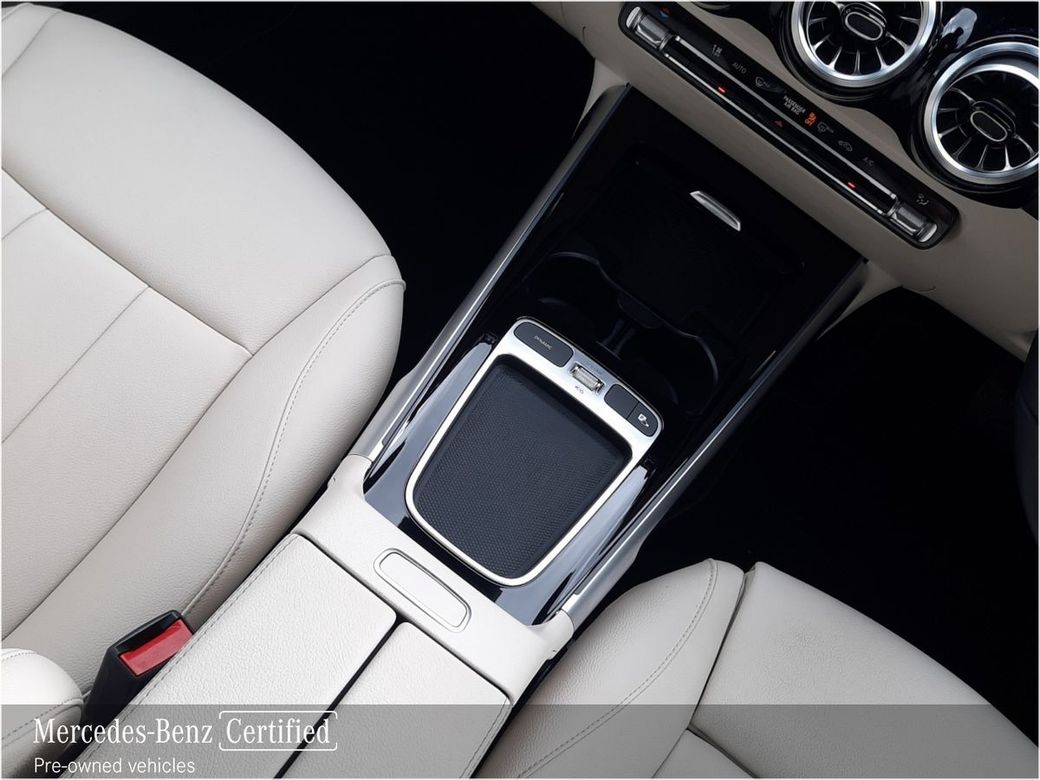 2024 Mercedes-Benz GLB Class
