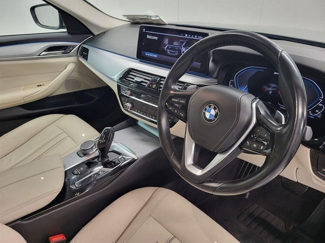 2021 BMW 5 Series