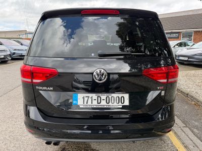 2017 Volkswagen Touran