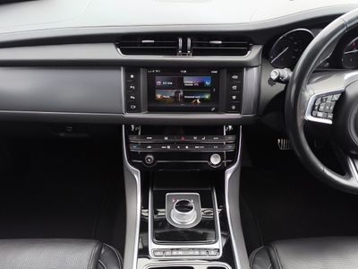 2016 Jaguar XF