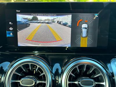 2023 Mercedes-Benz EQB