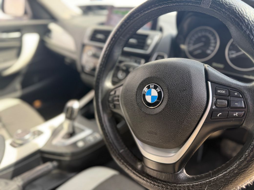 2016 BMW 118