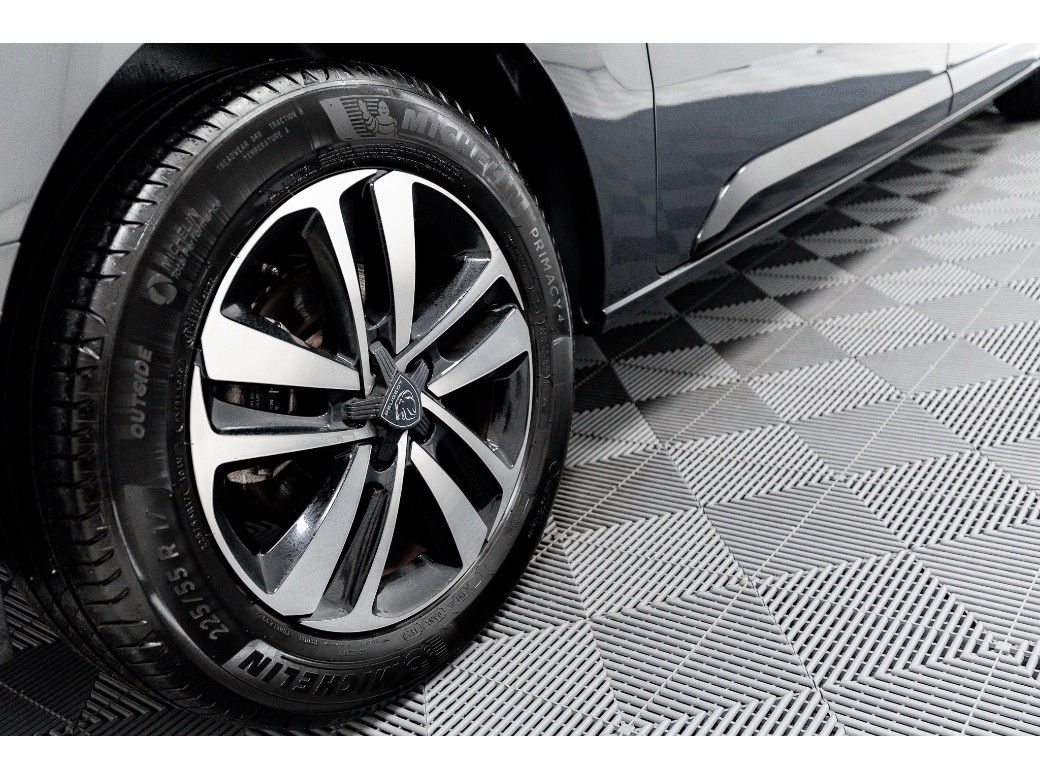 2025 Peugeot Traveller