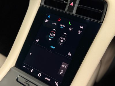 2023 Porsche Taycan