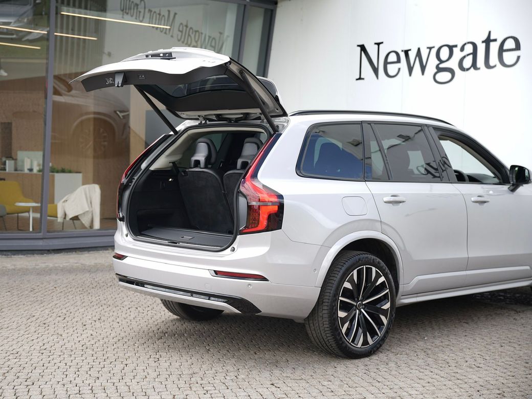 2025 Volvo XC90
