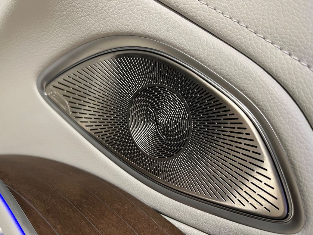 2022 Mercedes-Benz EQS