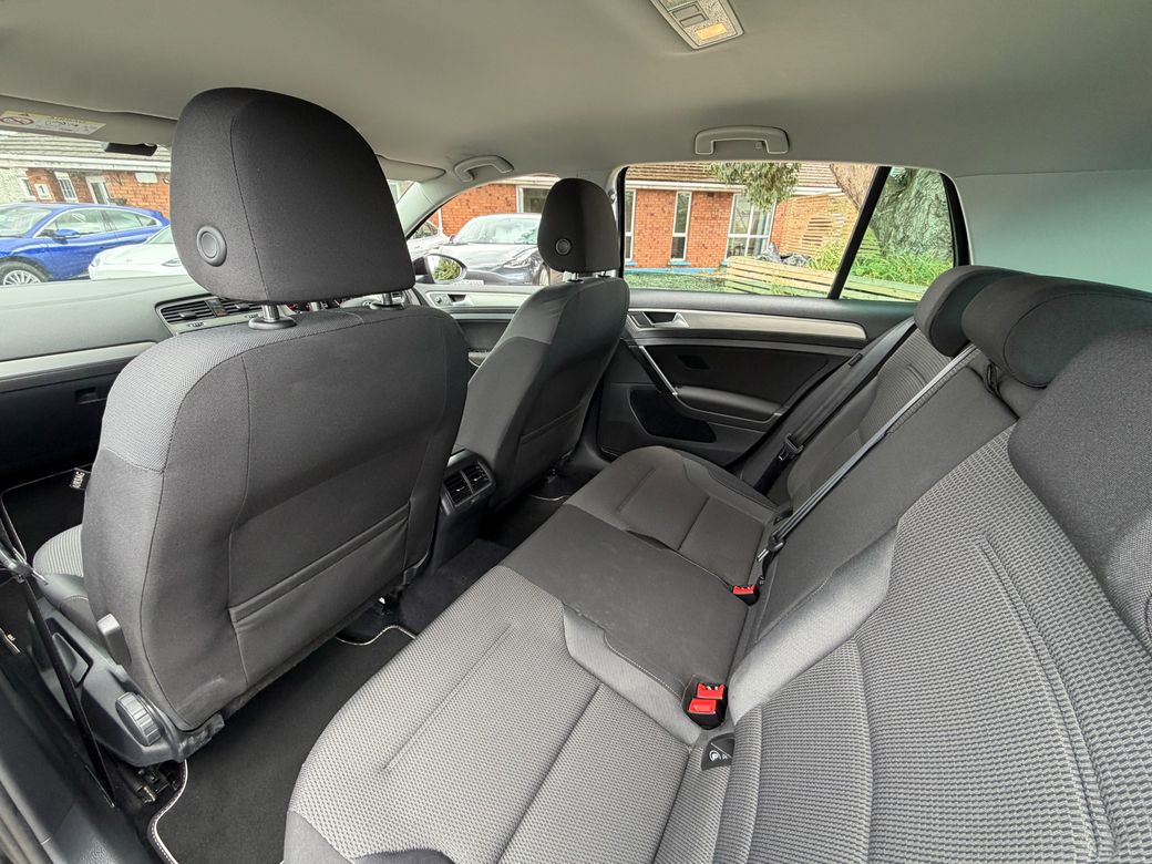 2017 Volkswagen Golf