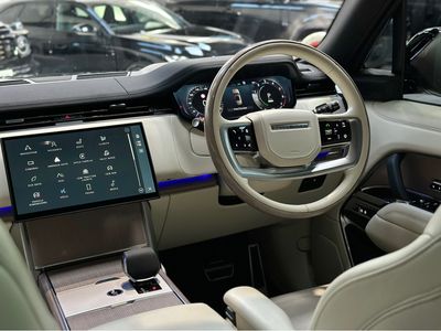 2025 Land Rover Range Rover
