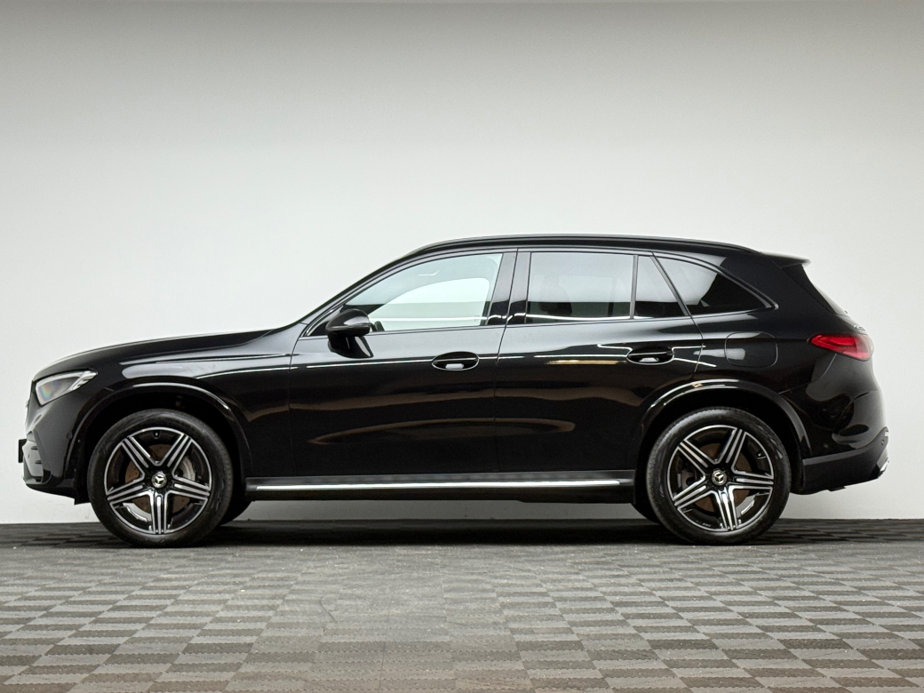 2025 Mercedes-Benz GLC Class