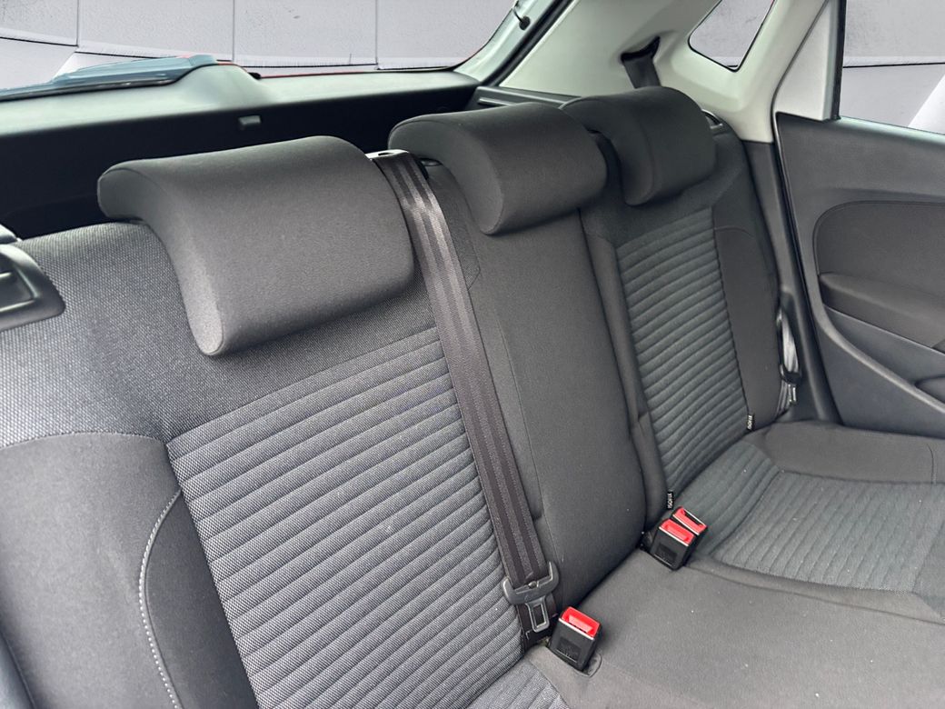 2013 Volkswagen Polo