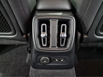 2023 Volvo XC40