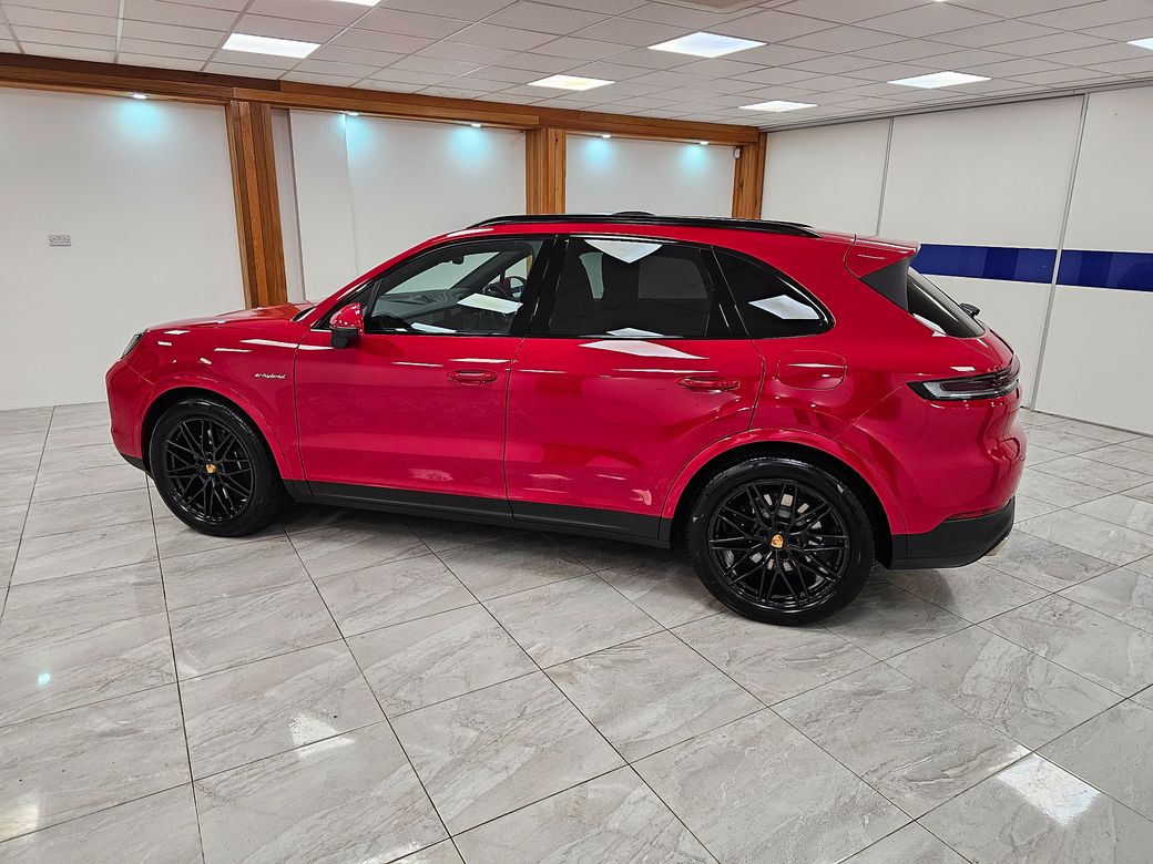 2024 Porsche Cayenne