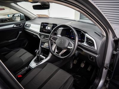 2023 Volkswagen T-Roc