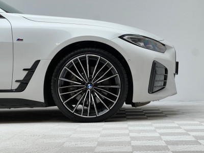2022 BMW i4