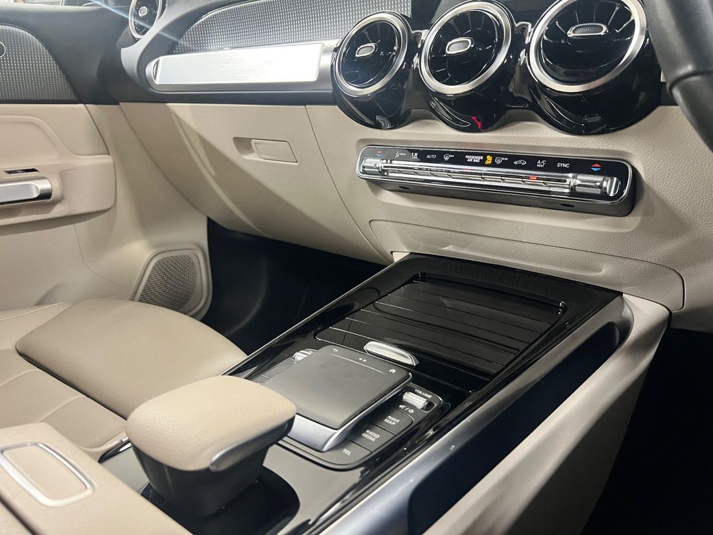 2020 Mercedes-Benz GLB Class