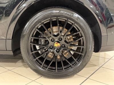 2023 Porsche Cayenne