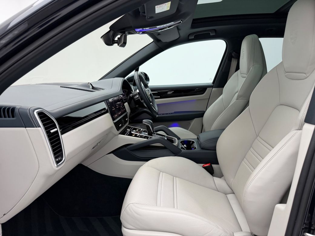 2022 Porsche Cayenne
