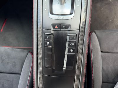 2018 Porsche 718 Cayman