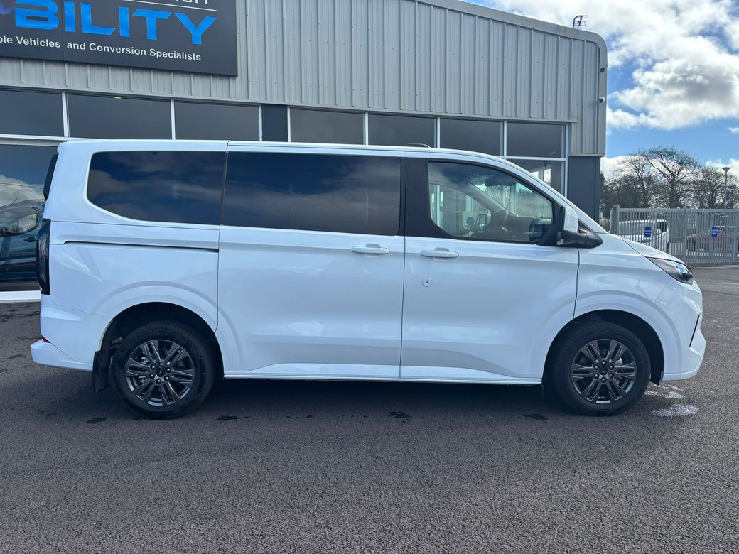 2026 Ford Tourneo Custom