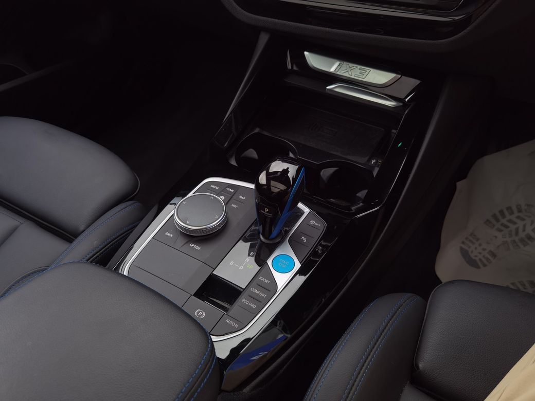 2022 BMW iX3