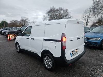 2024 Ford Transit Courier