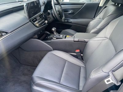 2023 Lexus ES 300h