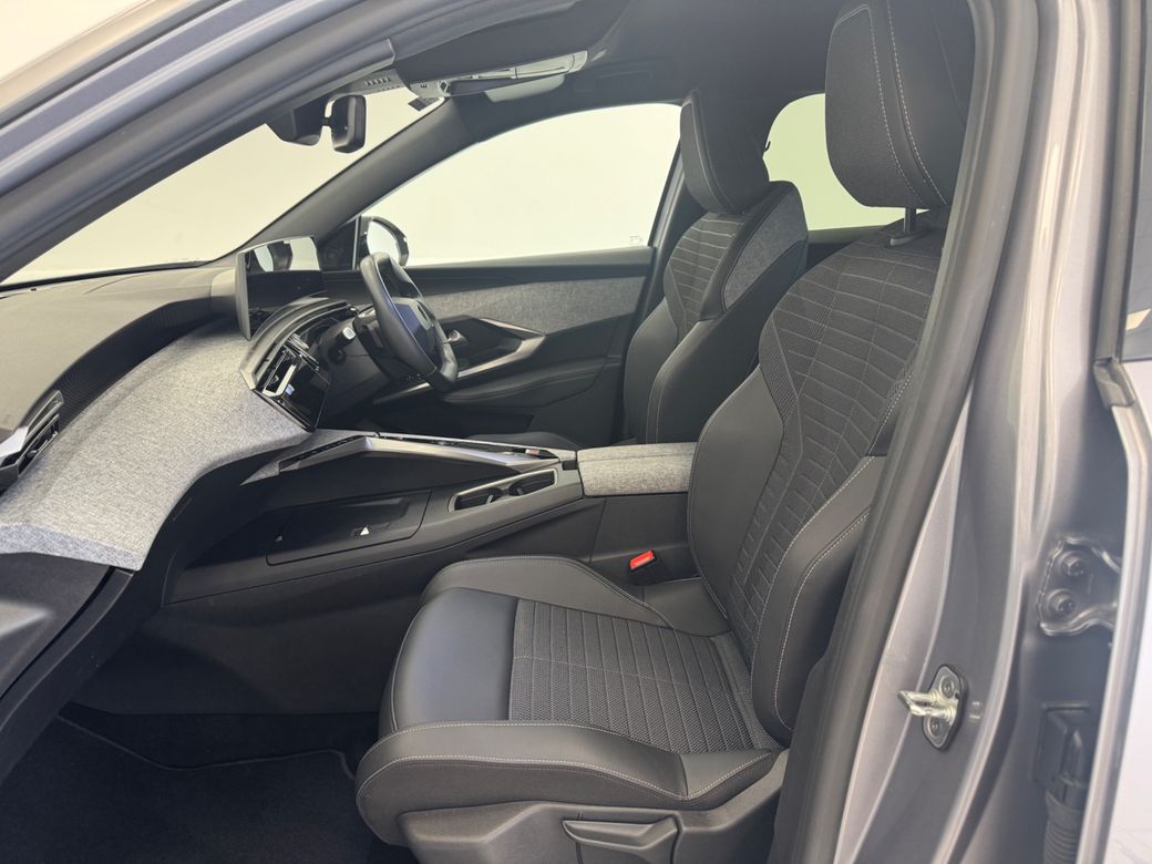 2025 Peugeot 3008