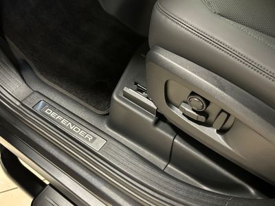 2025 Land Rover Defender
