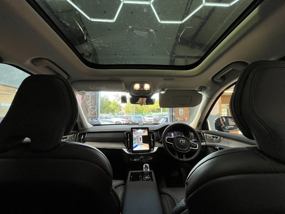 2025 Volvo XC90