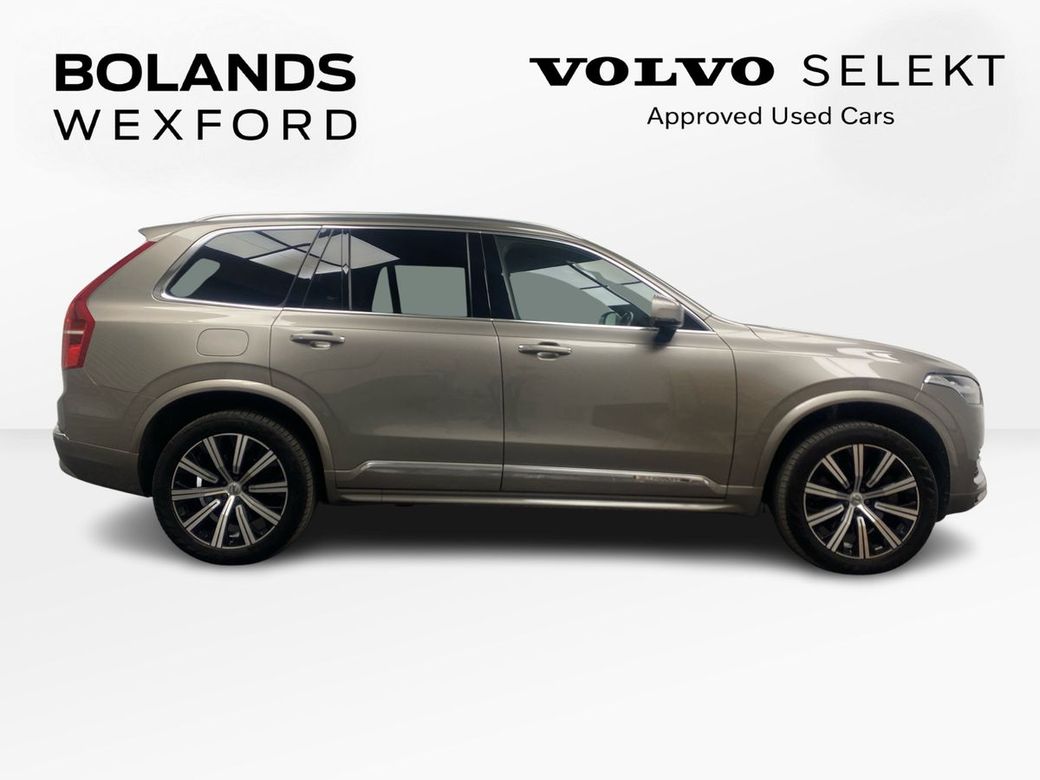 2022 Volvo XC90