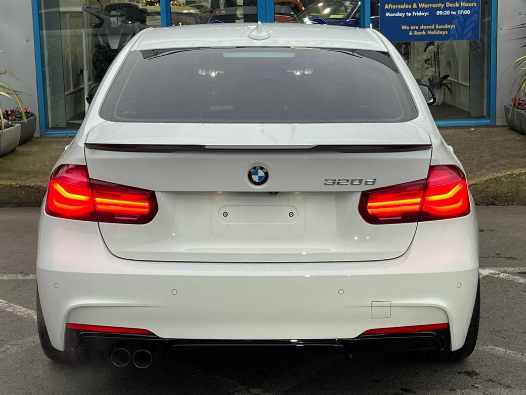 2018 BMW 3 Series