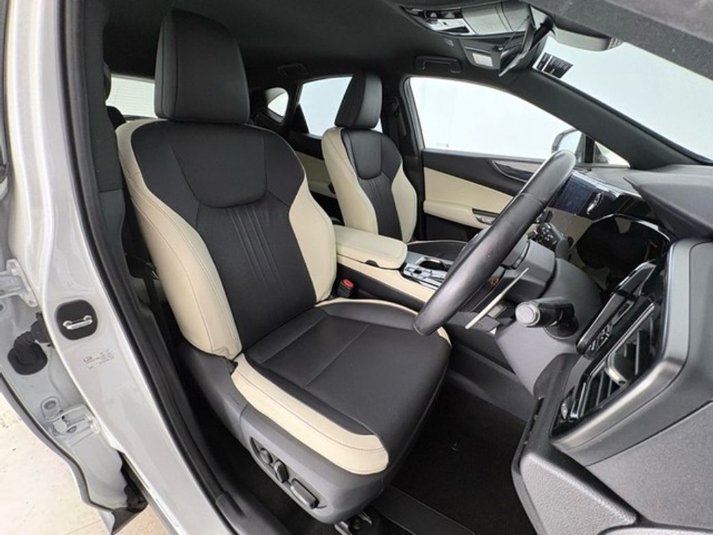 2024 Lexus NX 450H+